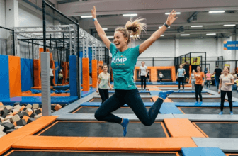 Šuolis į džiaugsmą: Išsamus gidas, kaip rasti geriausias batutų parkų akcijas Lietuvoje