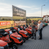 Sodo traktoriukai žolei pjauti: kaip pagauti tikras akcijas ir nepermokėti už „katę maiše”